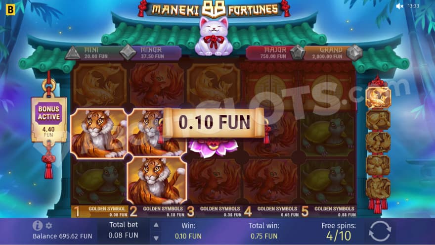 Free Spins bonus game with one golden symbol.