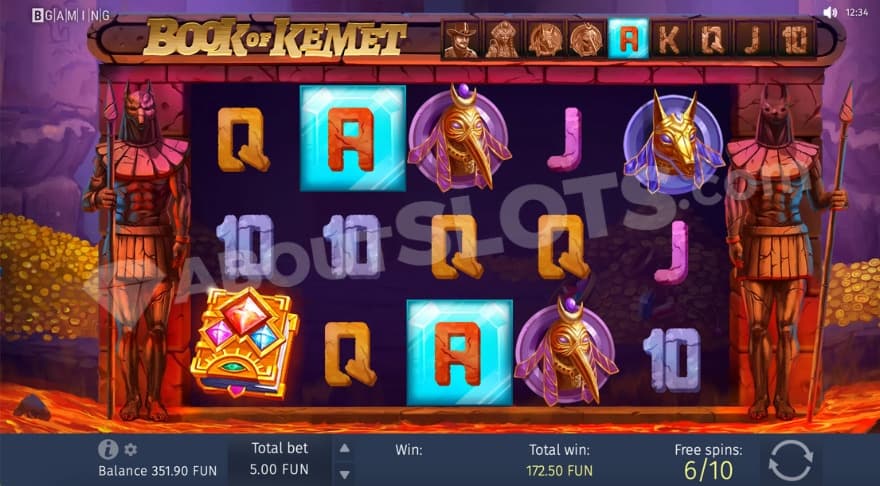 Bonus game with big piles of gold in the background.