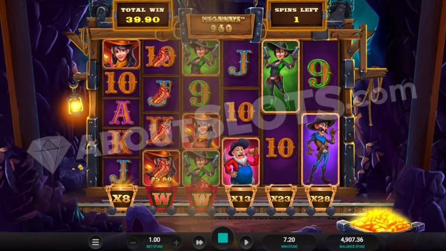 Free Spins feature where the current Megaways amount is presented above the reels, showing 960.
