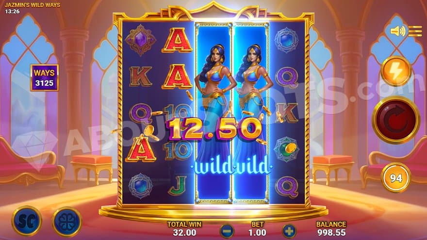 The Wild Jazmine Symbol fully expanded on reels 3 and 4.