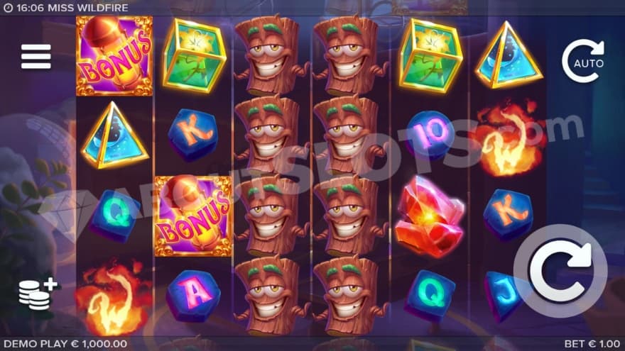 Base game with wild symbols on the first and the last reels.