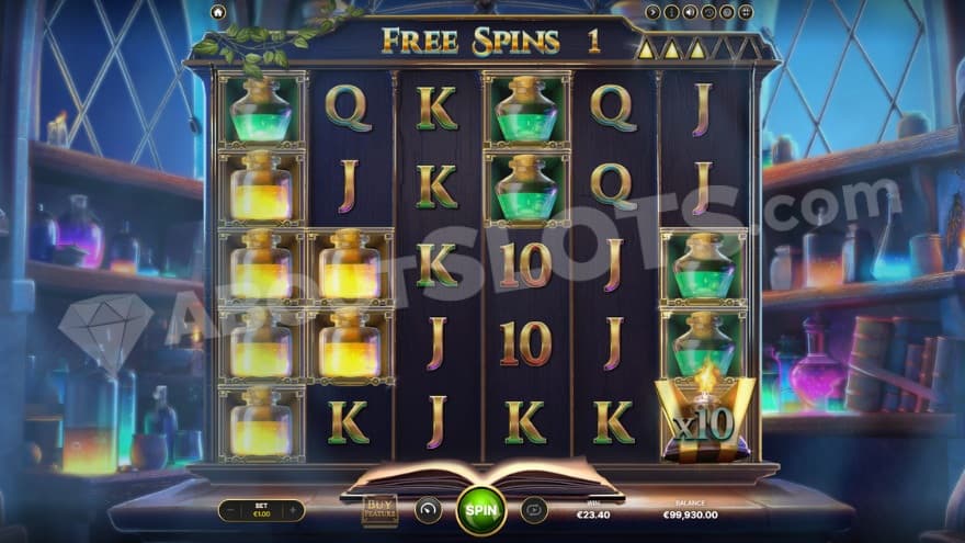 Free Spins bonus game with one remaining spin.