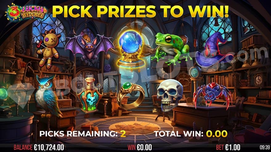 A screen with 10 objects that will reveal a cash prize when clicking on them.