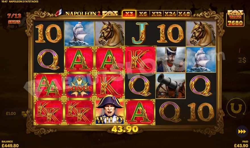 Free Spins bonus game with an active Napoleon Mega Streak feature.