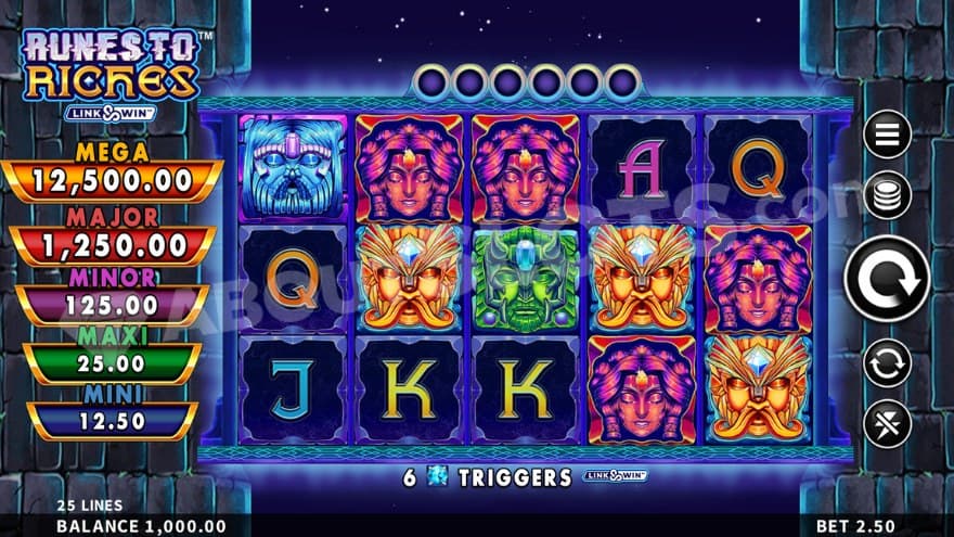 Base game where you can see Jackpots to the left of the reels.