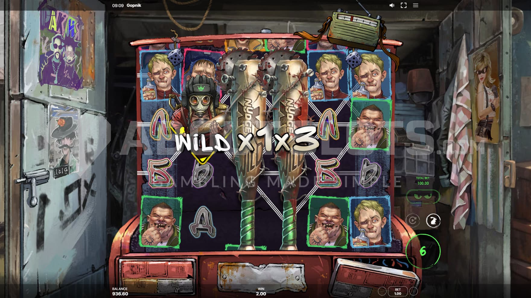 Street Roll free spins in progress, showing 2 xNudge Wilds on reels 3 & 4.