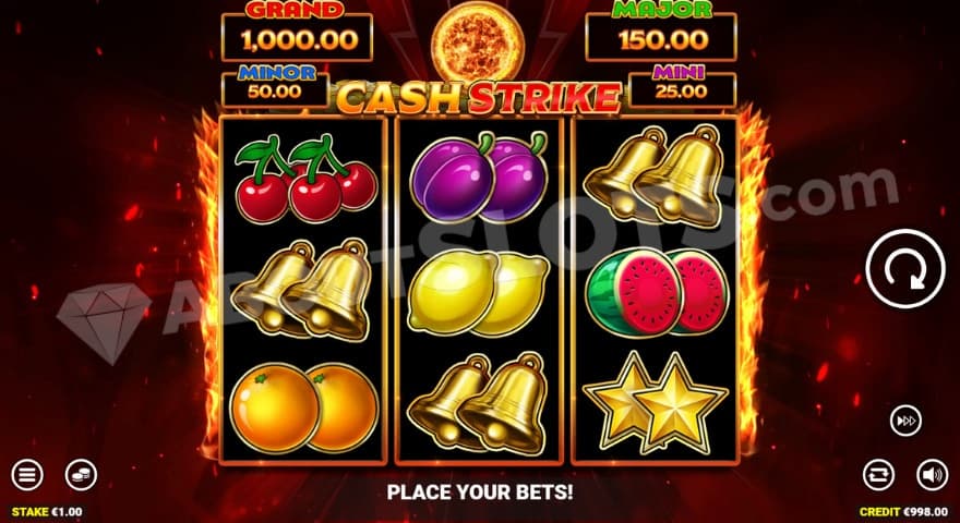 Base game where you can see flames around the reels.