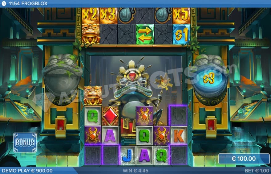 Normal bonus game where you can see the feature shelf at the top.