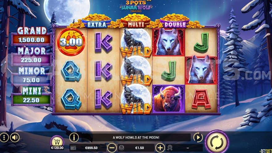 A casino slot with a wolf theme.