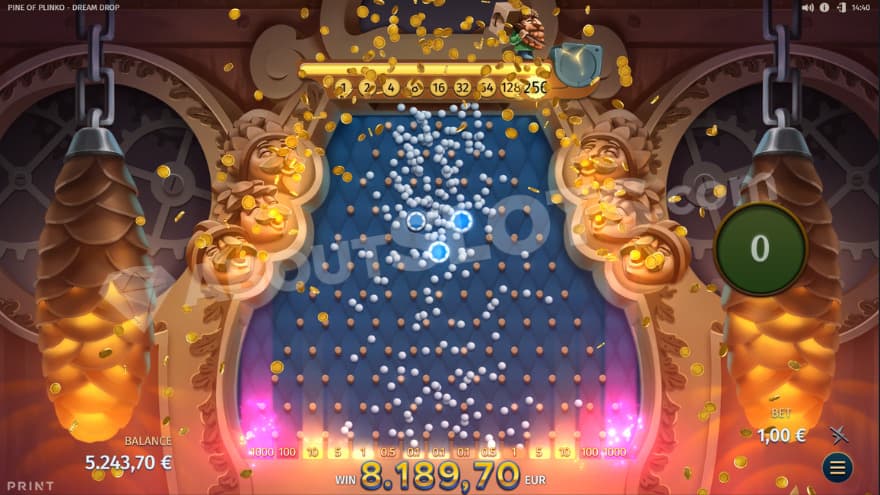 Massive amount of balls are falling down since the highest level is reached on the Gnome meter.