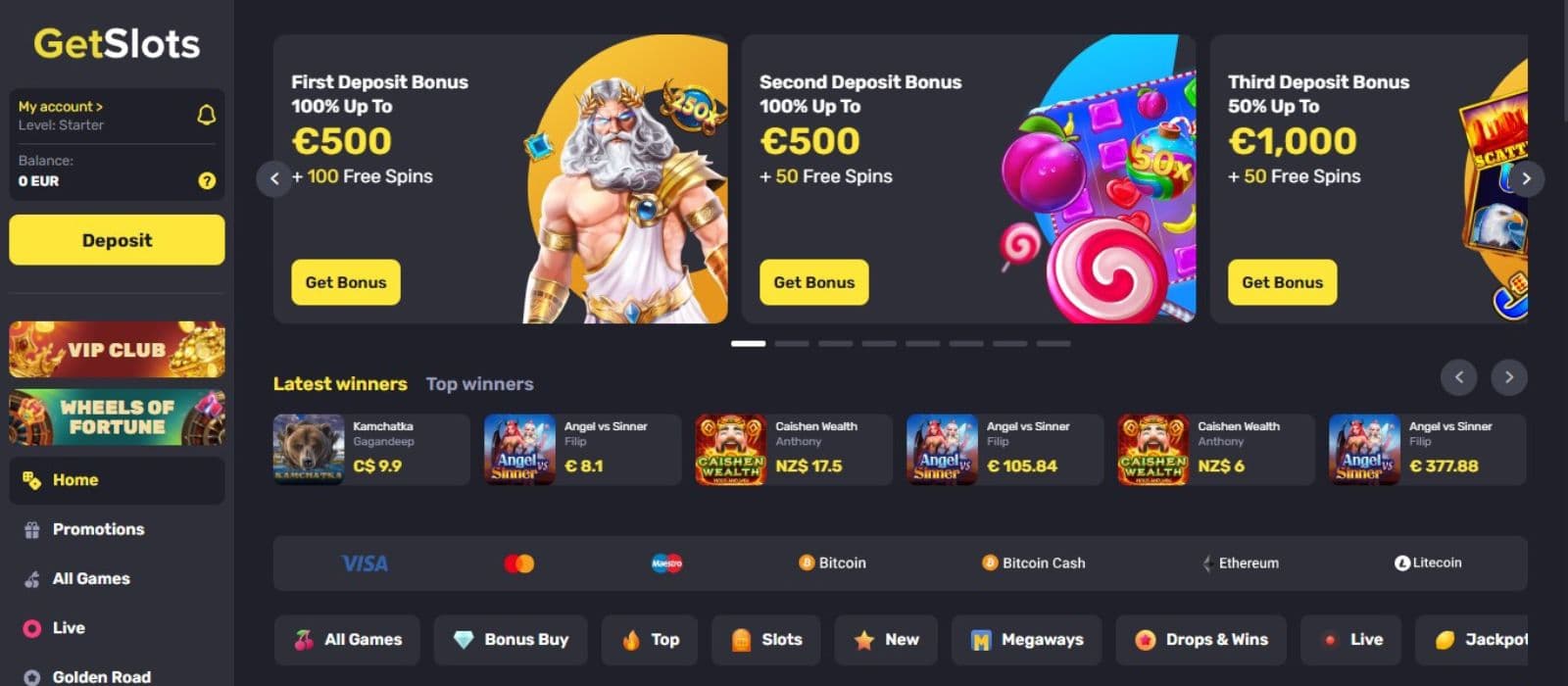 GetSlots Casino's homepage, showing the welcome bonus package and a sidebar menu.
