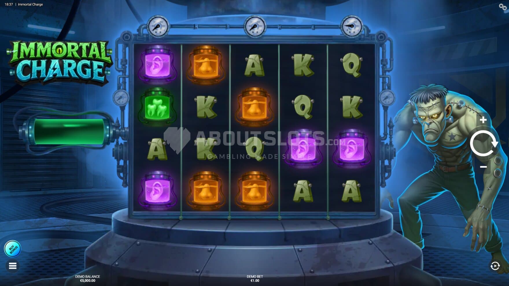 Frankensteins Monster stands next to the playing grid, occasional punching it in a fit of rage