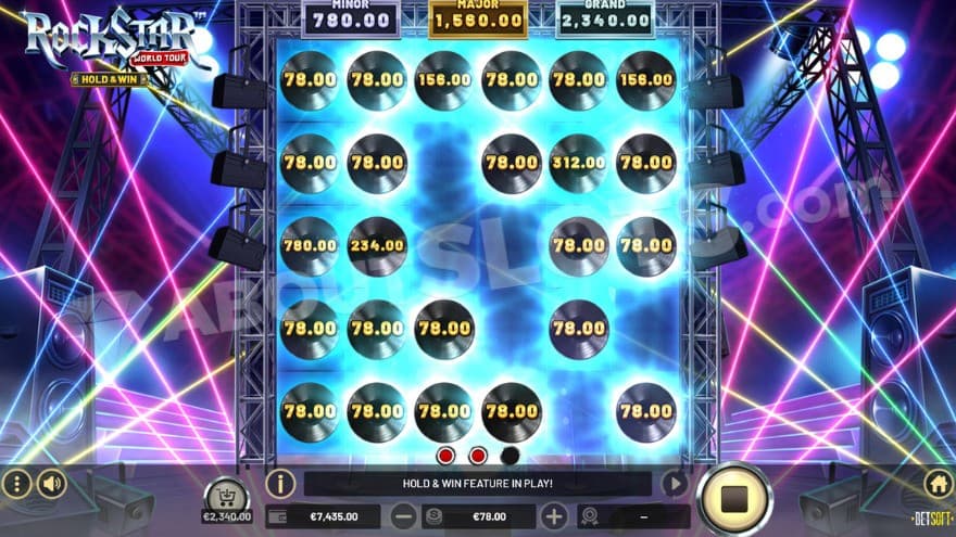 Hold and win bonus feature with prize symbols on the reels.