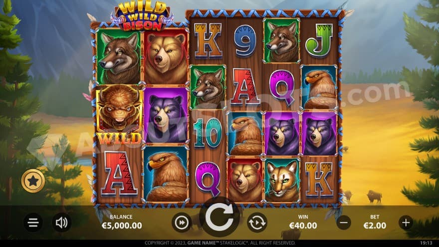 Base game where you can see various animals on the reels.