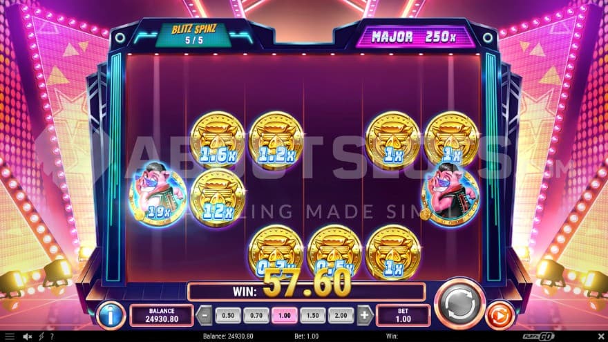 The Blitz Spinz feature active with multiple Cash Coin and Pig Collect symbols on the reels