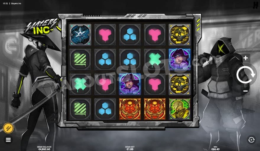 Base game with one slayer on each side of the reels.