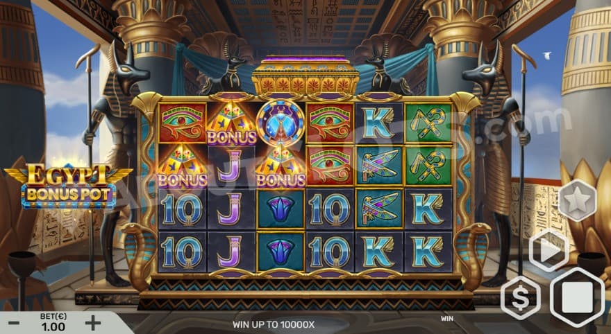 Activation of bonus game with three scatter symbols on the reels.