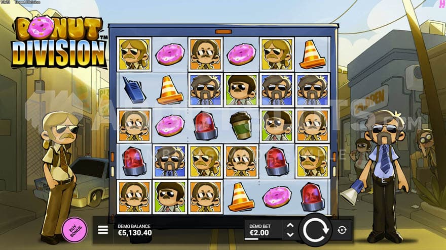 Base game with two police officers on the side of the reels.