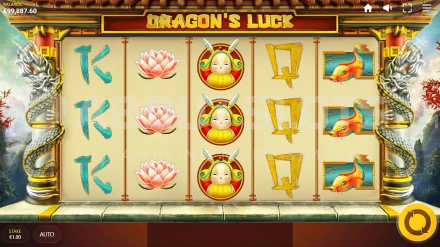 A casino slot with a Chinese dragon theme.