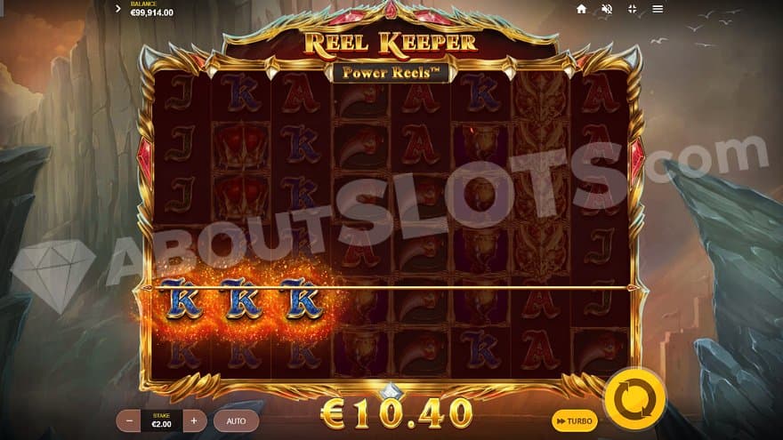 A win with three K symbols on reels 1, ,2 and 3.