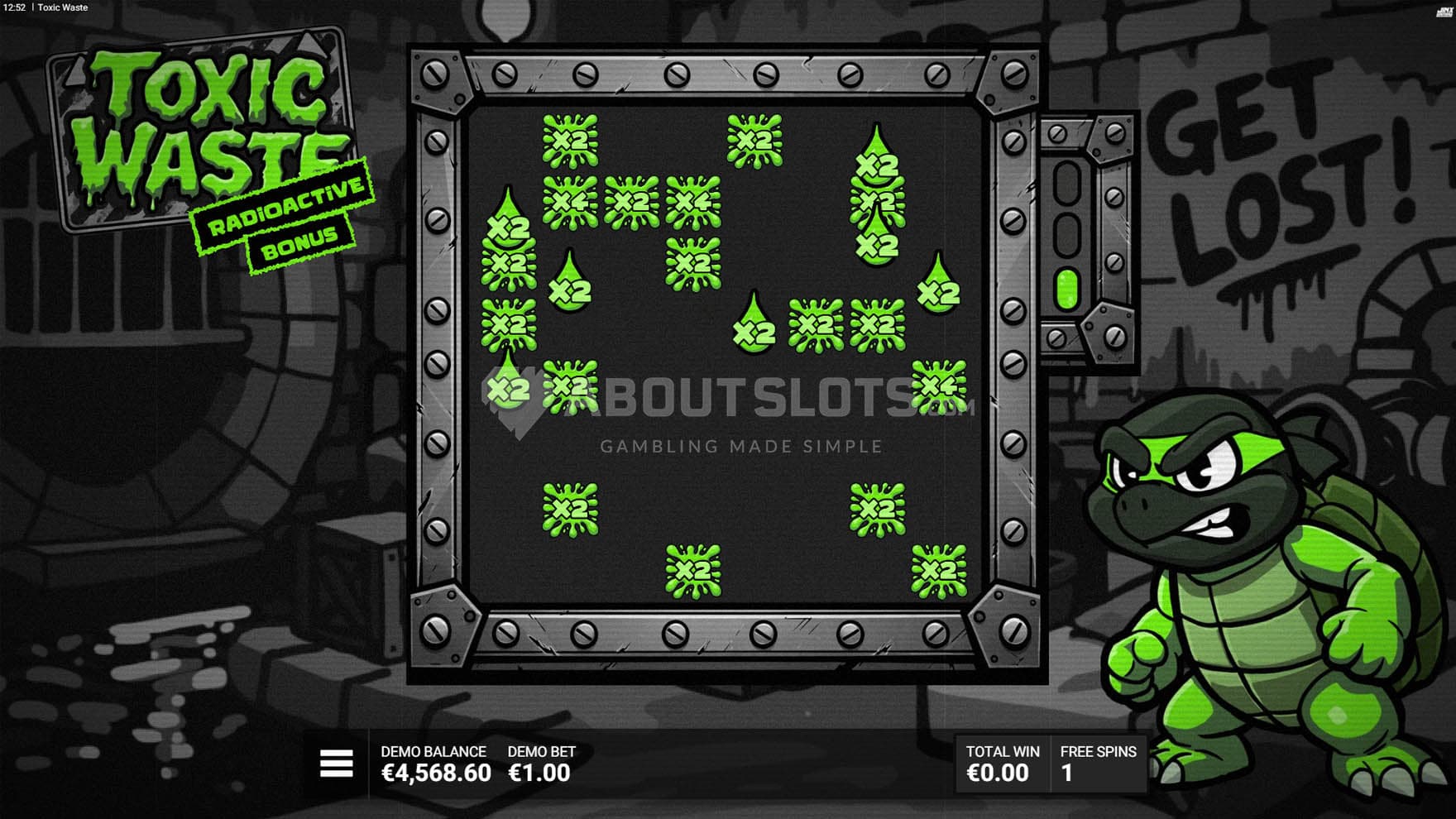 Screenshot of the pre-bonus round, where players collect multipliers on an empty grid.