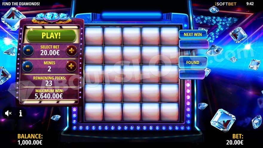 A 5x5 grid surrounded by soaring diamonds.