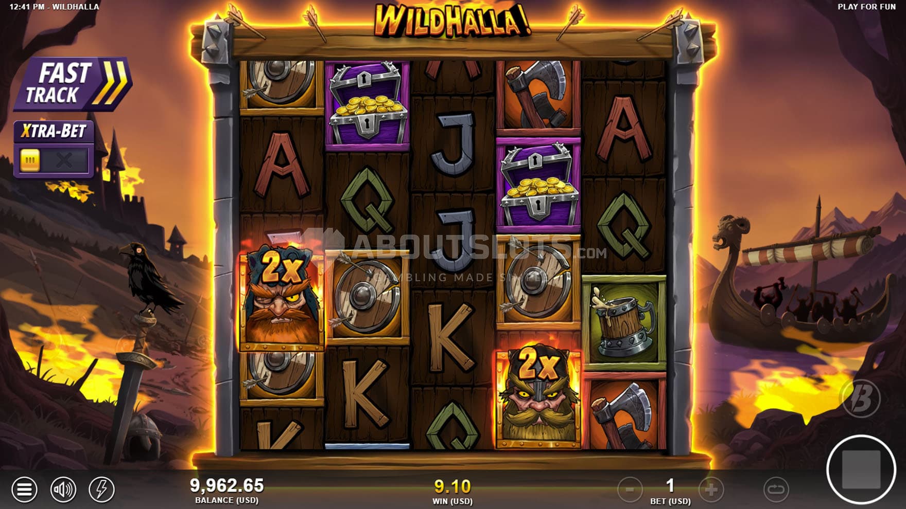 Walking Wild Multiplier triggered in the base game with 2 Wilds staying sticky during a respin.
